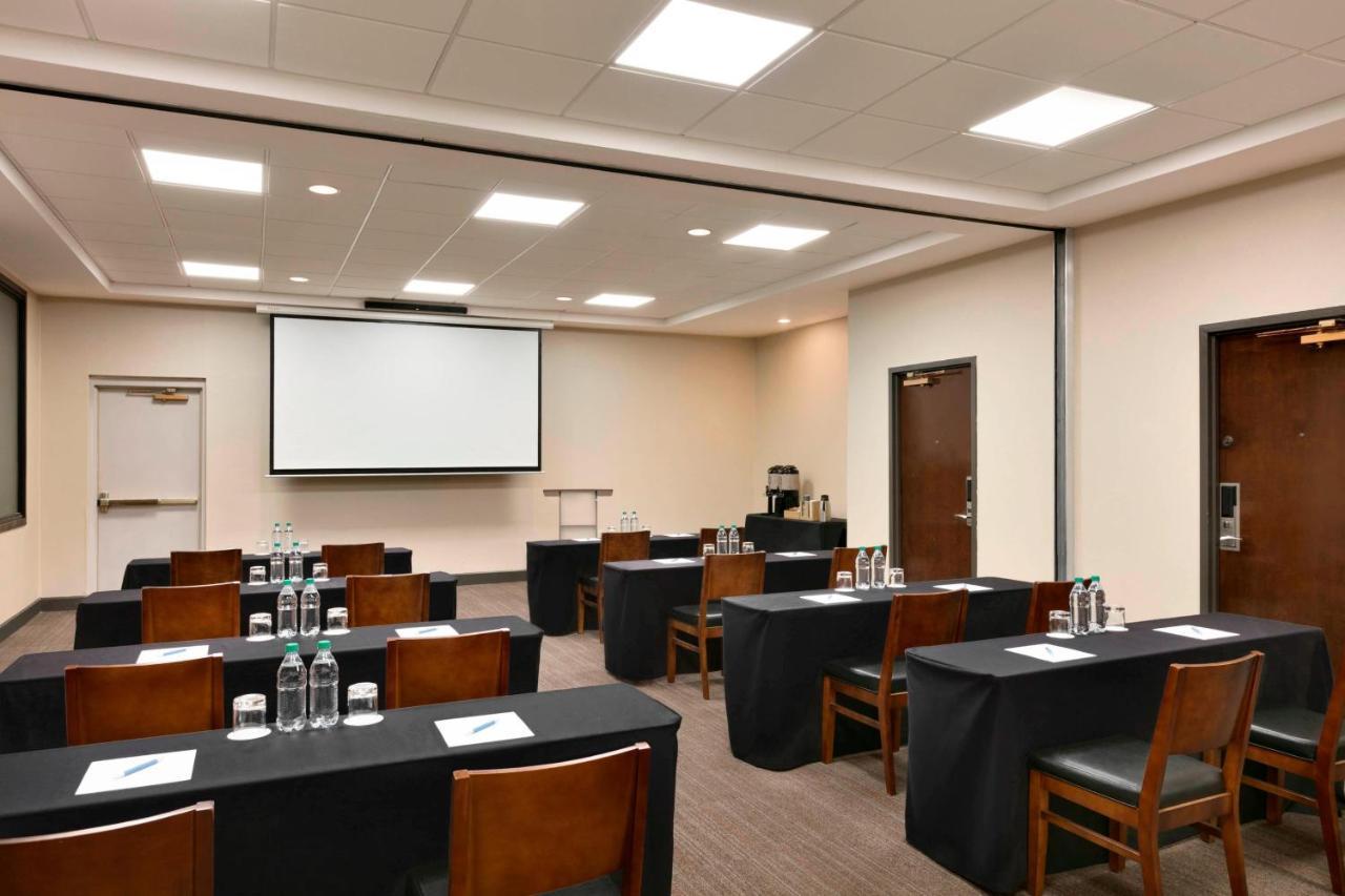 Four Points By Sheraton Raleigh North Extérieur photo