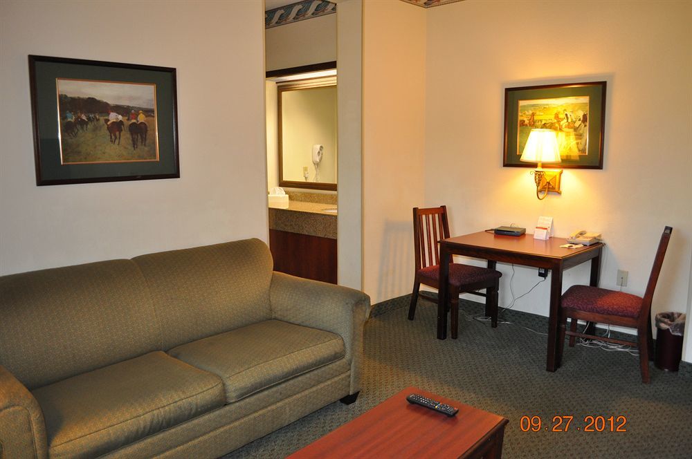 Four Points By Sheraton Raleigh North Extérieur photo