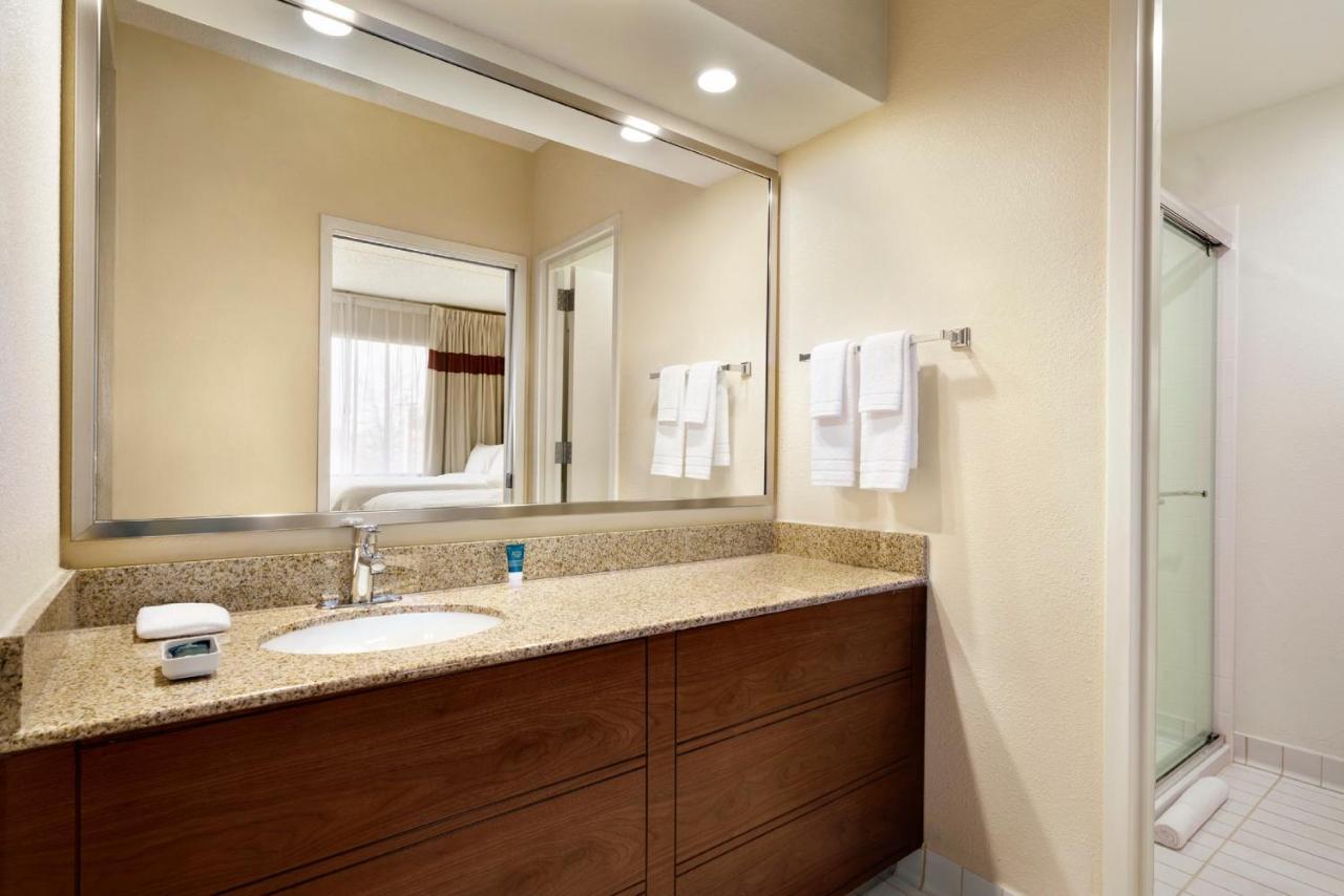 Hotel Four Points By Sheraton Raleigh North Extérieur photo